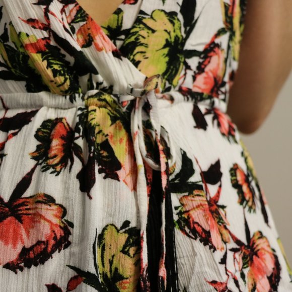 LIRA High-low dress in floral print with fringe - Picture 4 of 4